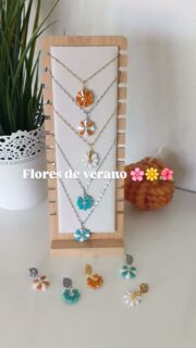 Haz tu propio conjunto 🌺✨️.

#brenliesummer 
#brenliejewels 
#collaresdemoda 
#pendientesoriginales 
#hechoamano