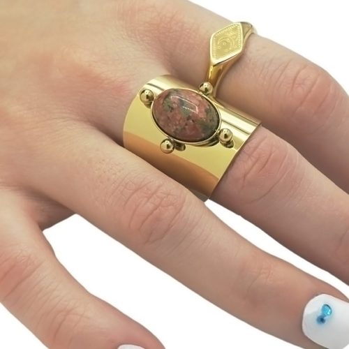 Anillo de Acero con Detalles Grabados Sabine