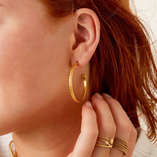 Pendientes Aro en Acero Dorado Celine Textura Rombos
