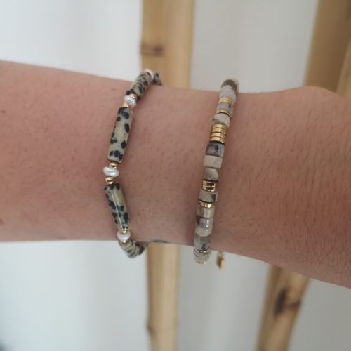 Pulsera Elástica con Cilindros de Piedra Natural Maira