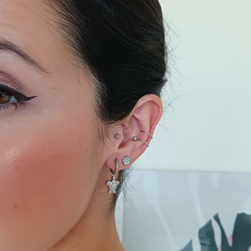 Pendientes Anae de Acero Quirúrgico con Forma de Flor