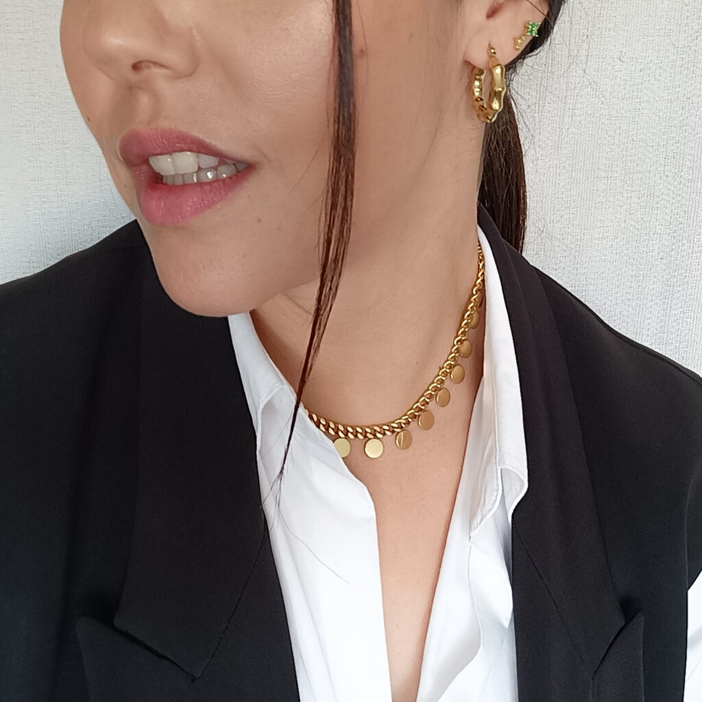Collar YATZIRI acero quirúrgico dorado para mujer