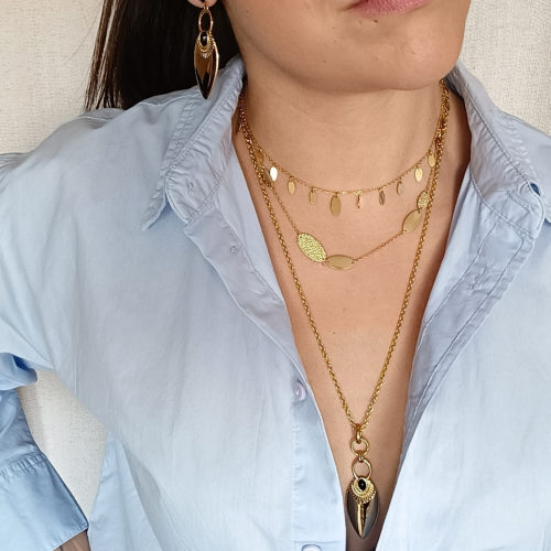 Collar de Acero Dorado Kori con Piedra Ónix
